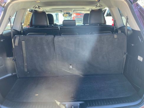 Used 2018 Toyota Highlander XLE image 12