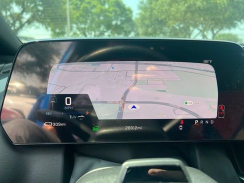 Used 2024 Chevrolet Equinox EV RS w/ Active Safety Package 3 FWD image 6
