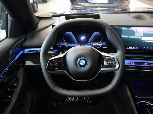New 2027 BMW i5 eDrive40 RWD image 3