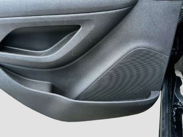 Used 2019 Chevrolet Trax Premier w/ Midnight Edition AWD/4WD image 25