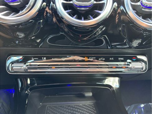 Used 2020 Mercedes-Benz CLA 250 image 30