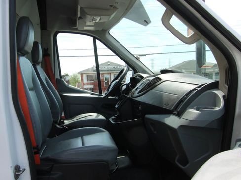 Used 2019 Ford Transit 150 148 Medium Roof image 10