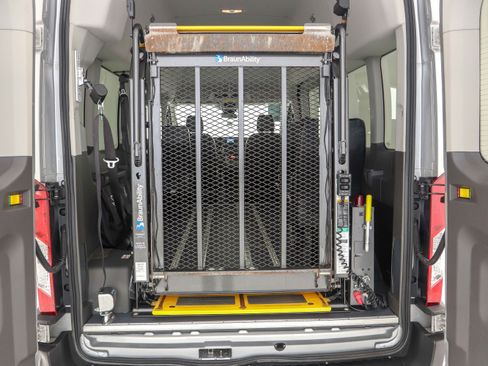 Used 2020 Ford Transit 350 XL RWD image 12