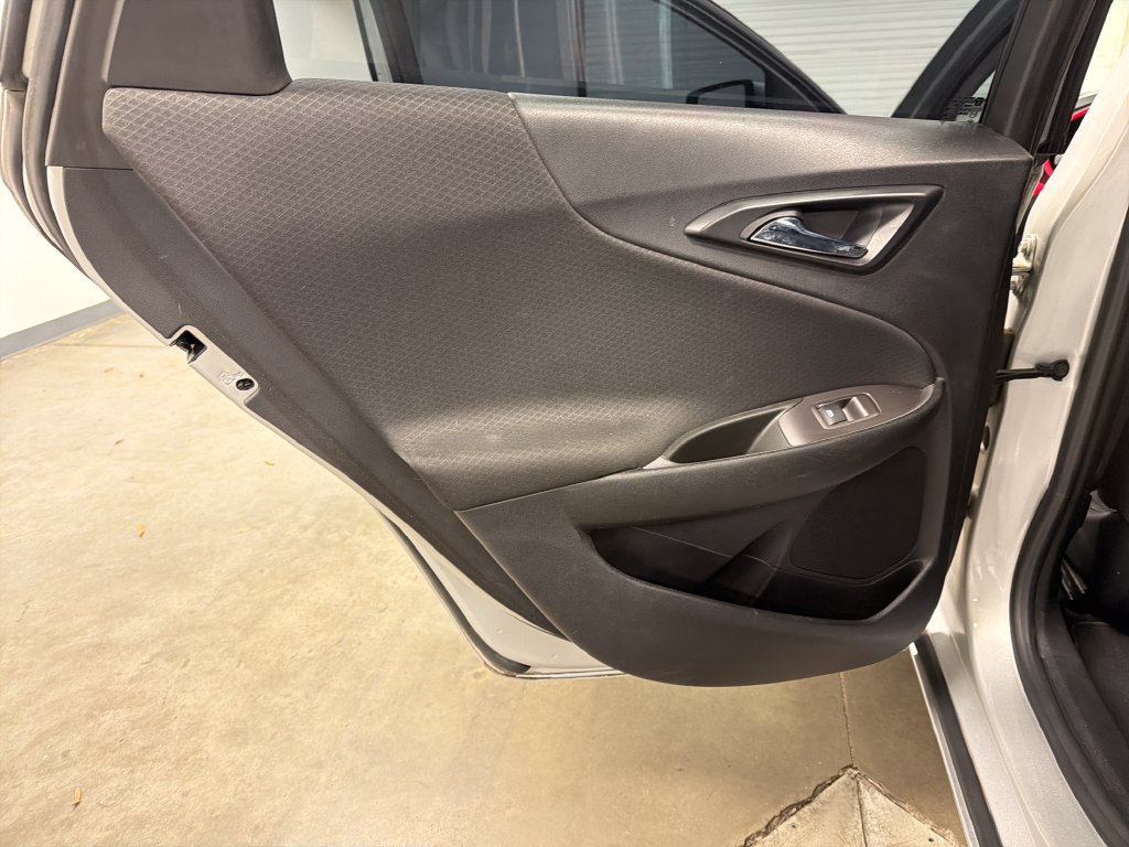 Used 2021 Chevrolet Malibu RS FWD image 27