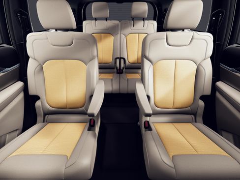 New 2026 Jeep Grand Cherokee L Limited image 3