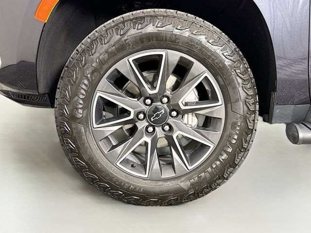 Used 2024 Chevrolet Tahoe Z71 w/ Max Trailering Package AWD/4WD image 32