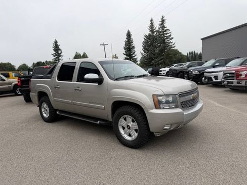 Used 2008 Chevrolet Avalanche LT w/ LT Preferred Equipment Group AWD/4WD image 6