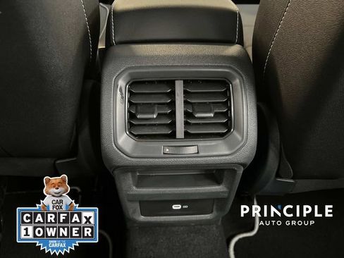 Certified 2023 Volkswagen Taos SE w/ Black Wheel Package image 28