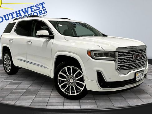 Used 2023 GMC Acadia Denali AWD/4WD image 3