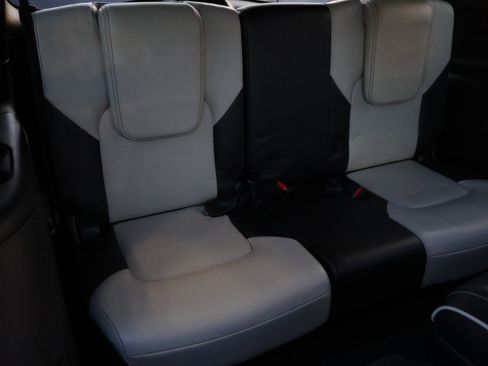Used 2019 INFINITI QX80 Limited w/ All-Season Package image 12