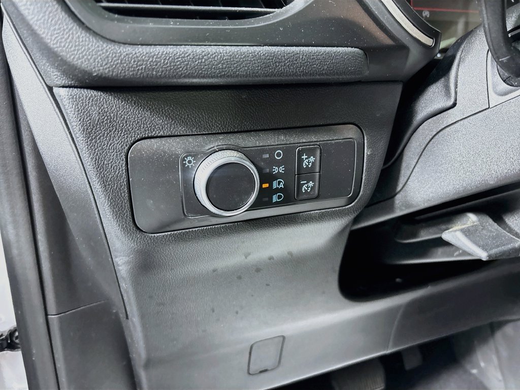 Used 2020 Ford Escape SE FWD image 10