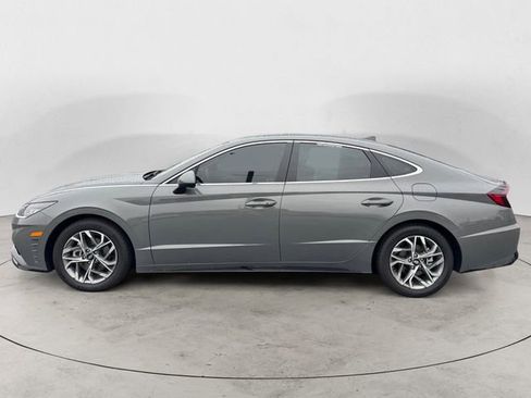 Used 2023 Hyundai Sonata SEL w/ Cargo Package image 2