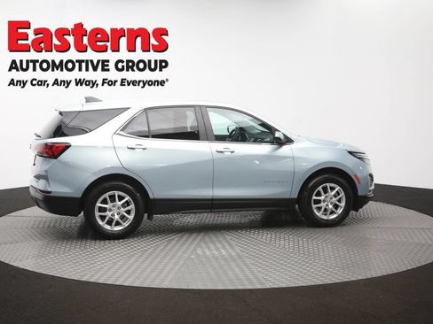 Used 2022 Chevrolet Equinox LT FWD image 43