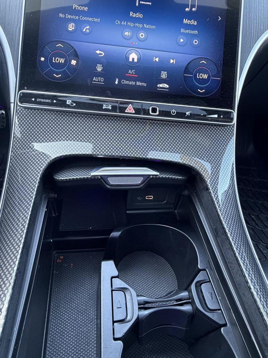Used 2022 Mercedes-Benz C 300 4MATIC Sedan image 11