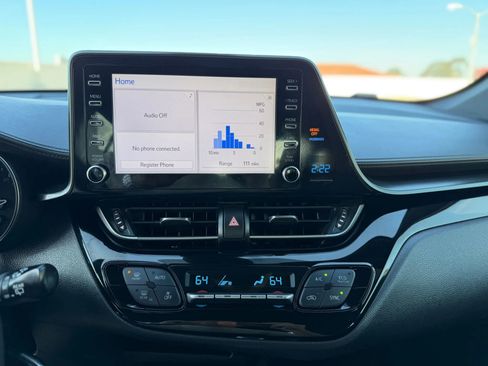 Used 2019 Toyota C-HR LE image 12