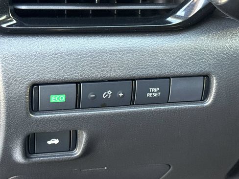 Used 2024 Nissan Sentra SR FWD image 21