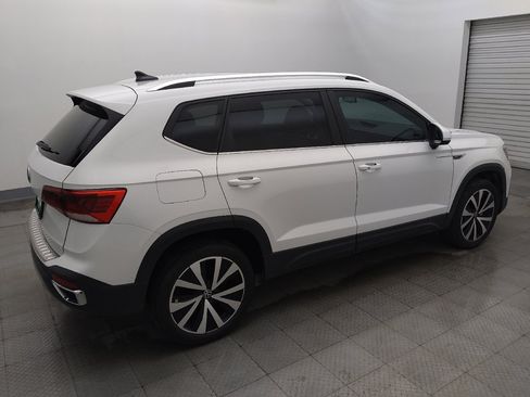 Used 2022 Volkswagen Taos SE FWD image 10