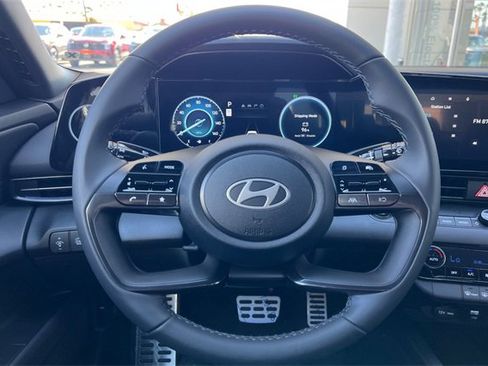New 2025 Hyundai Elantra SEL image 23