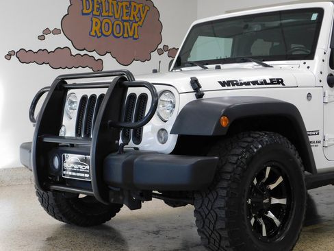 Used 2017 Jeep Wrangler Unlimited Sport w/ Quick Order Package 24S image 21