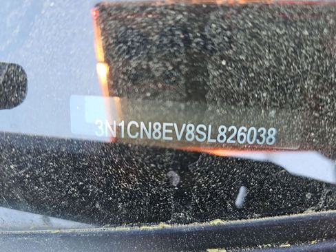 Used 2025 Nissan Versa SV image 9