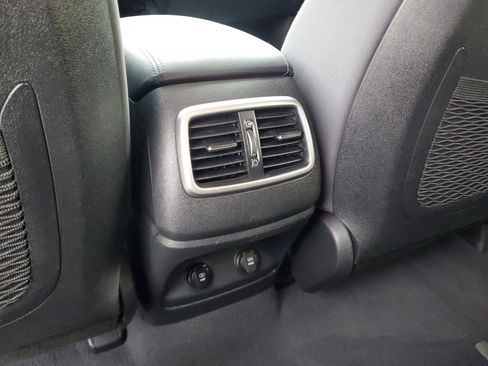 Certified 2019 Kia Sorento S image 13