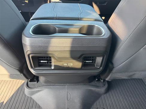 Used 2024 Chevrolet Silverado 1500 LT Trail Boss image 10