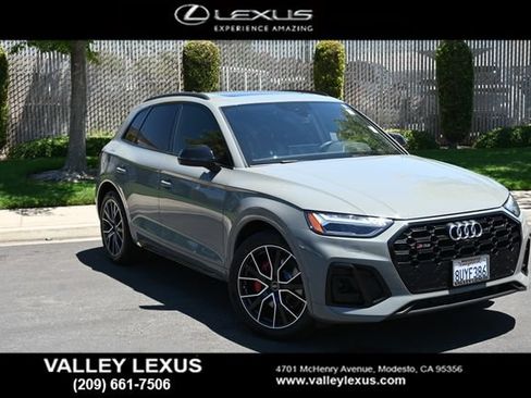 Used 2021 Audi SQ5 Prestige w/ Prestige Package AWD/4WD image 1