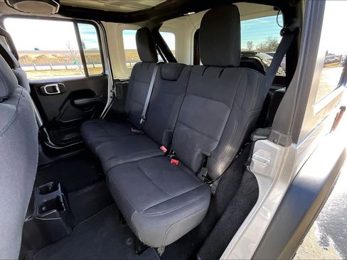 Used 2021 Jeep Wrangler Unlimited Sport S image 21
