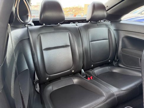 Used 2018 Volkswagen Beetle 2.0T S w/ Style & Comfort Package For S image 34