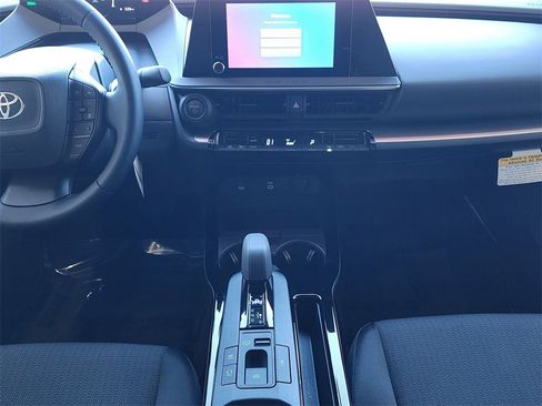 New 2026 Toyota Prius LE image 8