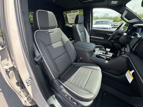 New 2026 GMC Sierra 1500 AT4X AWD/4WD image 26
