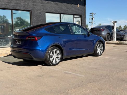 Used 2022 Tesla Model Y Long Range AWD/4WD image 13