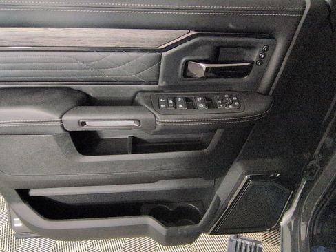 New 2026 RAM 3500 Limited AWD/4WD image 24