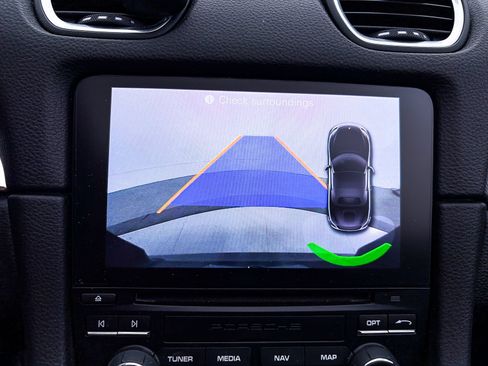 Used 2019 Porsche 718 Boxster RWD image 4
