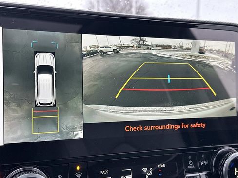 New 2026 Toyota Highlander Platinum image 29