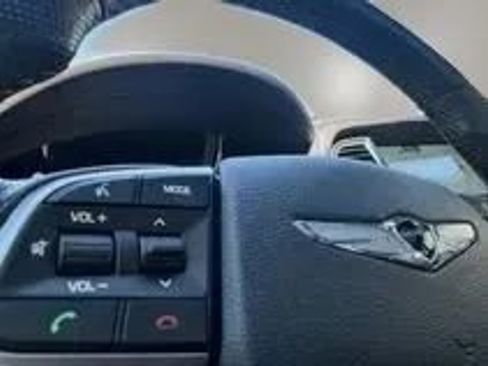 Used 2019 Genesis G80 3.3T Sport RWD image 19
