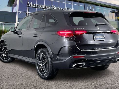Used 2026 Mercedes-Benz GLC 300 4MATIC image 3