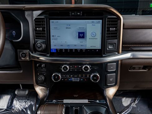 Used 2025 Ford F150 King Ranch w/ FX4 Off-Road Package image 24