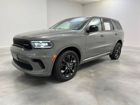 Used 2025 Dodge Durango GT AWD/4WD image 4