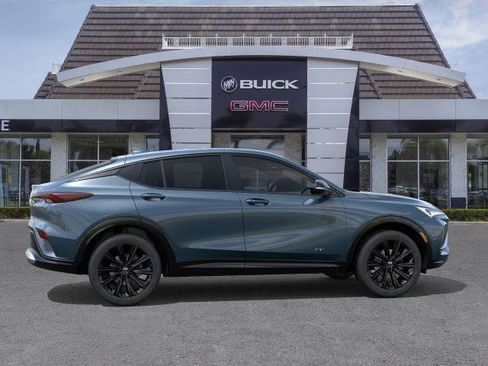 New 2026 Buick Envista Sport Touring image 5