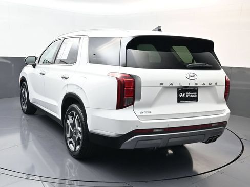 Used 2024 Hyundai Palisade SEL FWD image 6