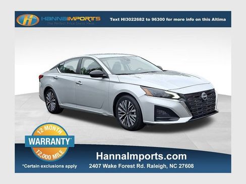 Used 2024 Nissan Altima 2.5 SV image 1