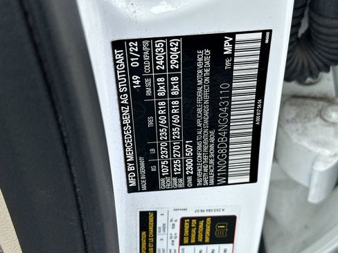 Certified 2022 Mercedes-Benz GLC 300 image 33
