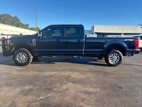 Used 2022 Ford F250 Lariat w/ Lariat Ultimate Package image 2