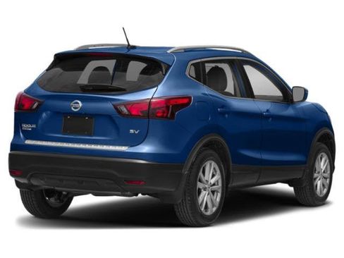 Used 2019 Nissan Rogue Sport SV w/ Technology Package AWD/4WD image 2
