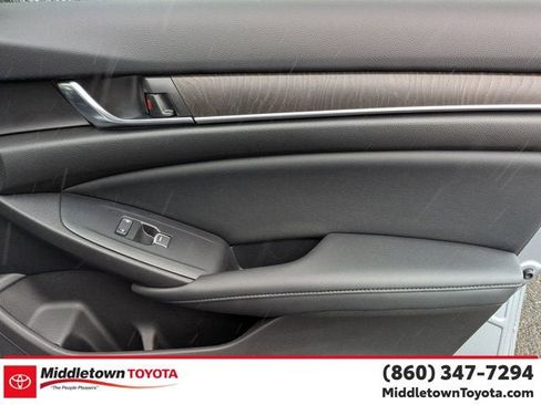 Used 2022 Honda Accord EX-L image 37