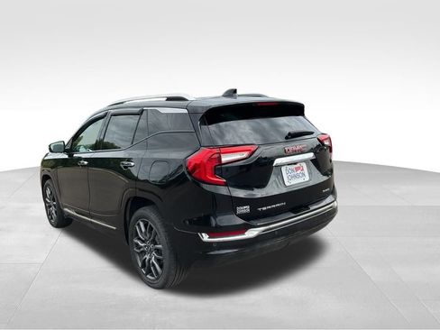 Used 2023 GMC Terrain Denali image 32