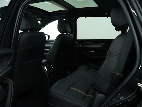 Used 2025 MAZDA CX-70 Plug-In Hybrid w/ Premium Plus image 18