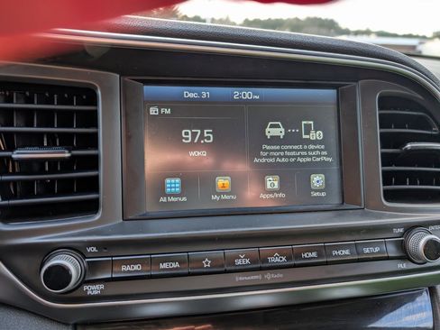 Used 2019 Hyundai Elantra SEL w/ Cargo Package image 20