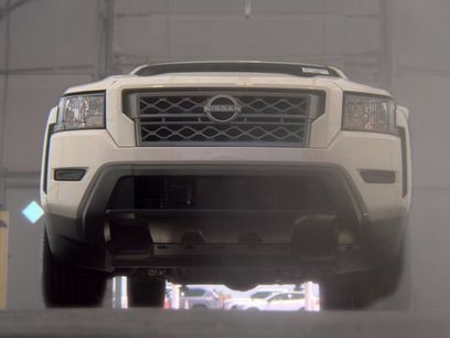 Used 2024 Nissan Frontier SV w/ Technology Package
